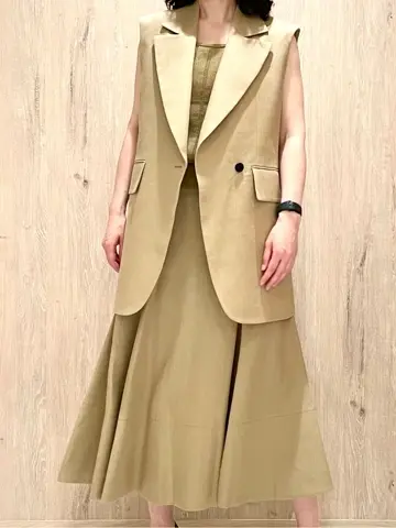 JOSEPH スタッフ コーディネート画像