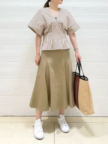 JOSEPH スタッフ コーディネート画像