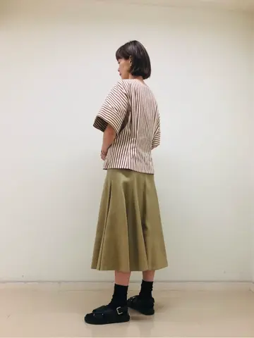 JOSEPH スタッフ コーディネート画像