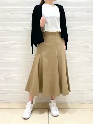 JOSEPH スタッフ コーディネート画像