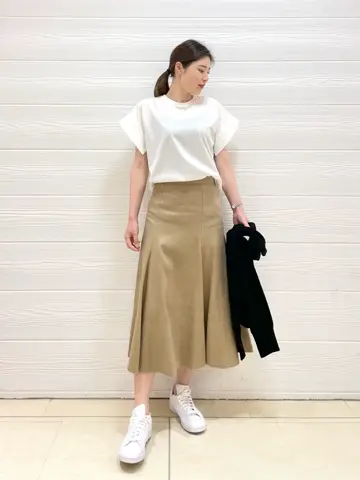 JOSEPH スタッフ コーディネート画像