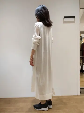 JOSEPH スタッフ コーディネート画像