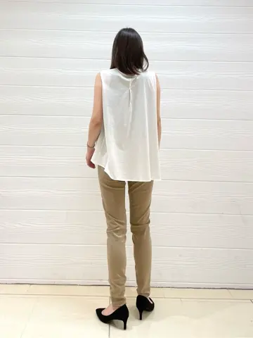 JOSEPH スタッフ コーディネート画像