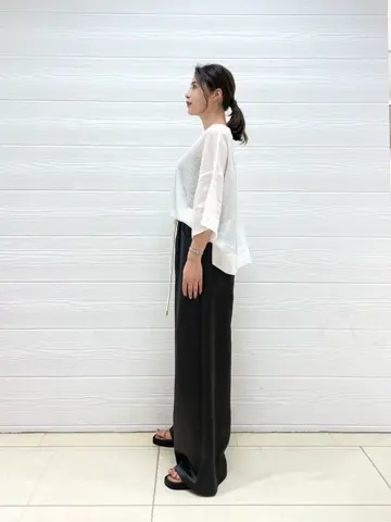 JOSEPH スタッフ コーディネート画像