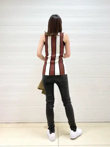 JOSEPH スタッフ コーディネート画像