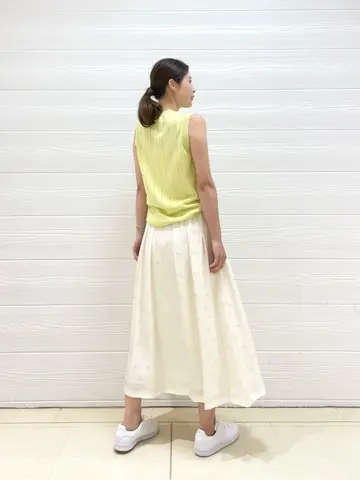 JOSEPH スタッフ コーディネート画像