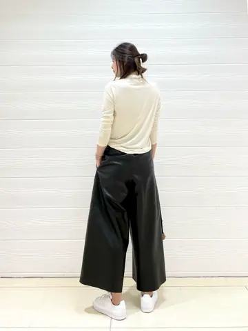 JOSEPH スタッフ コーディネート画像