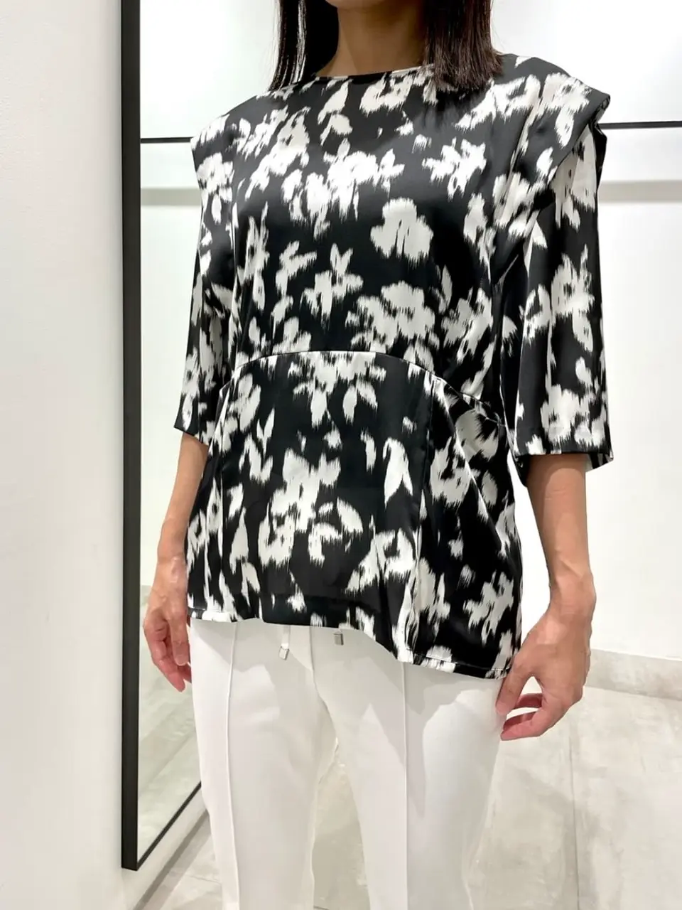 JOSEPH 小田 コーディネート画像