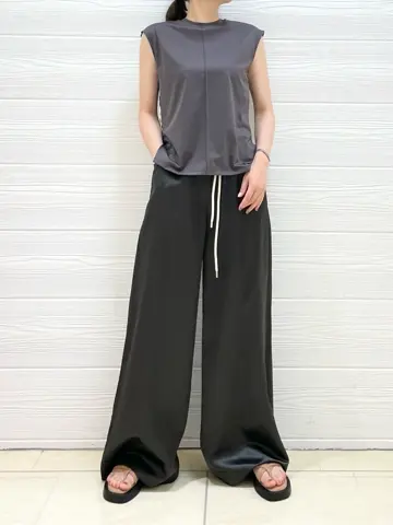 JOSEPH スタッフ コーディネート画像