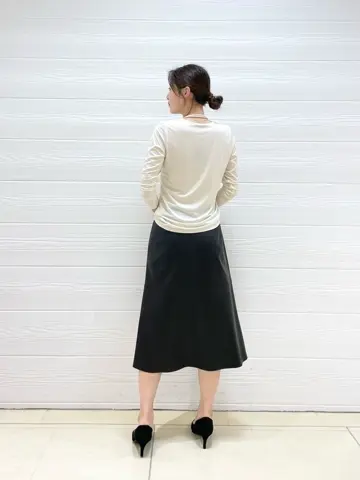 JOSEPH スタッフ コーディネート画像