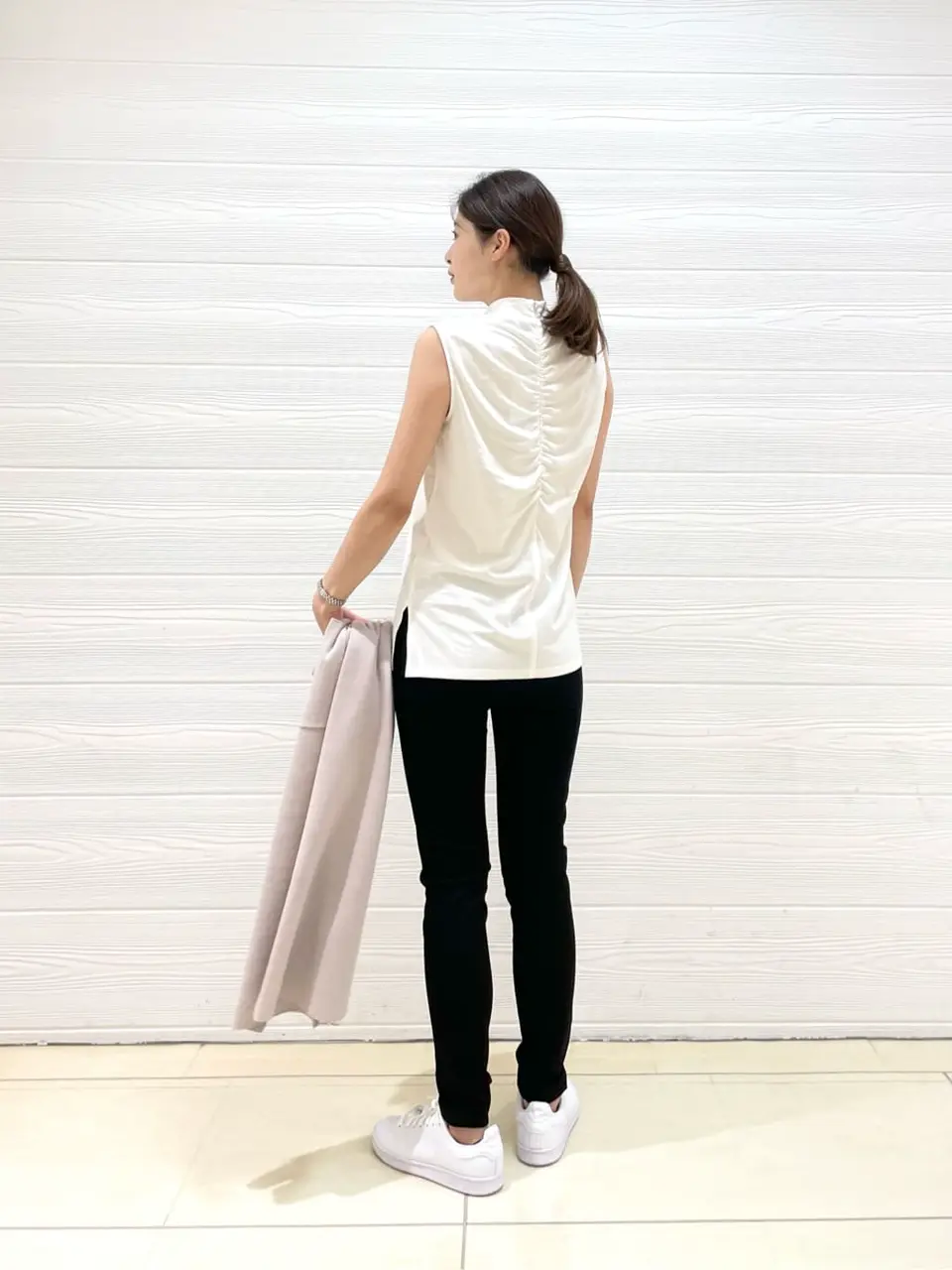 JOSEPH スタッフ コーディネート画像