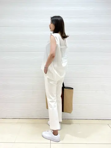 JOSEPH スタッフ コーディネート画像