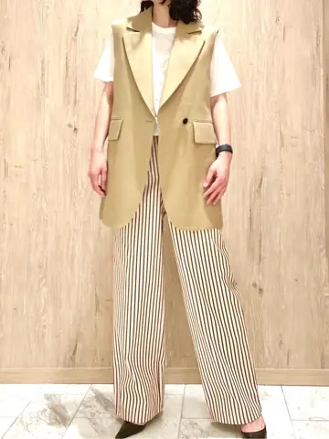 JOSEPH スタッフ コーディネート画像