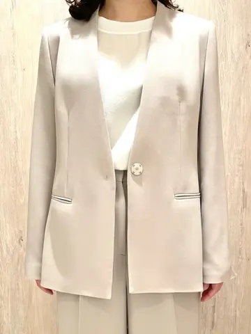 JOSEPH スタッフ コーディネート画像