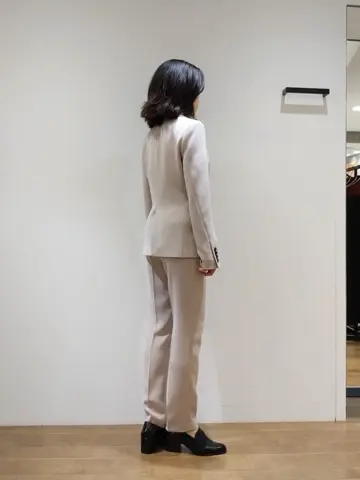 JOSEPH スタッフ コーディネート画像