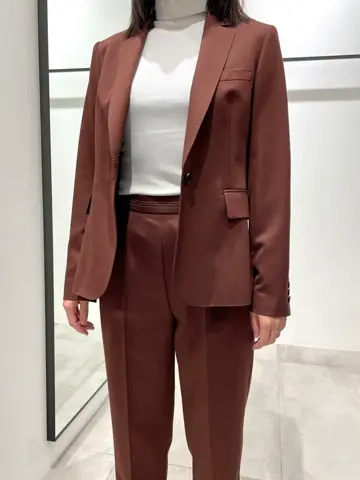 JOSEPH 小田 コーディネート画像