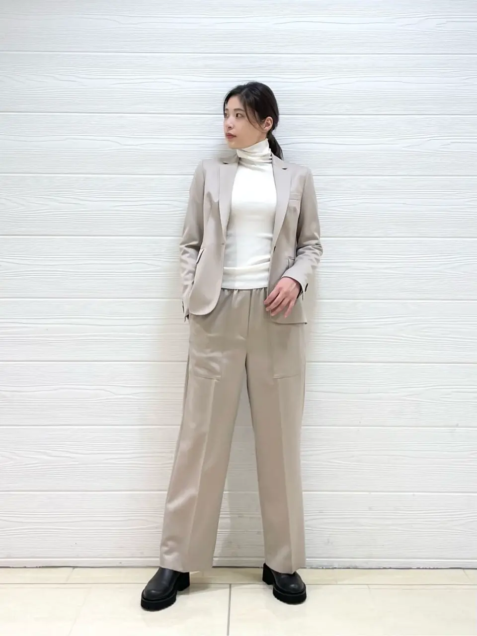 JOSEPH スタッフ コーディネート画像