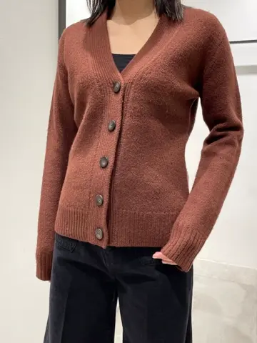 JOSEPH 小田 コーディネート画像