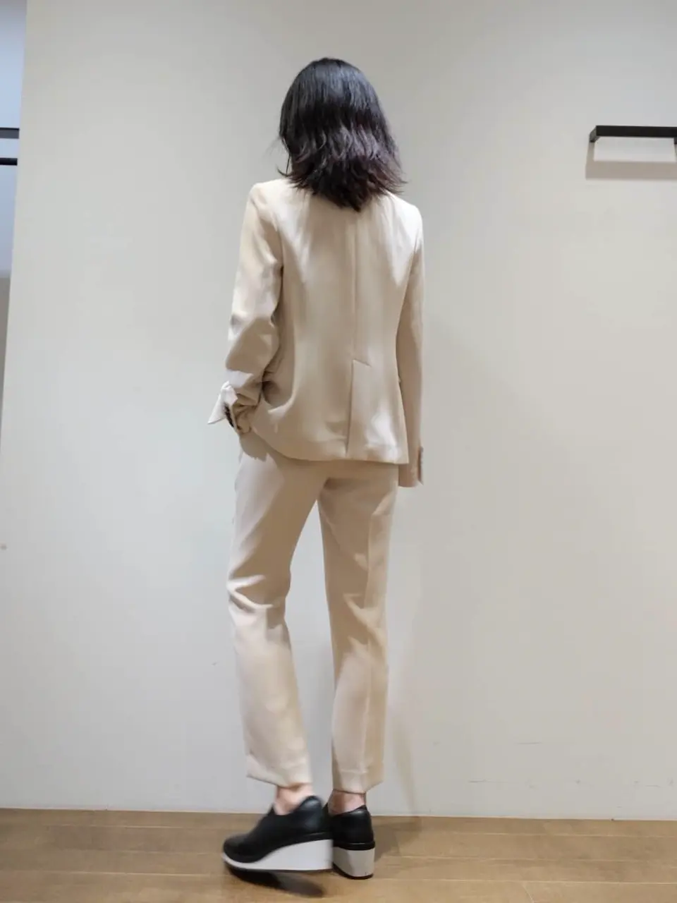 JOSEPH スタッフ コーディネート画像