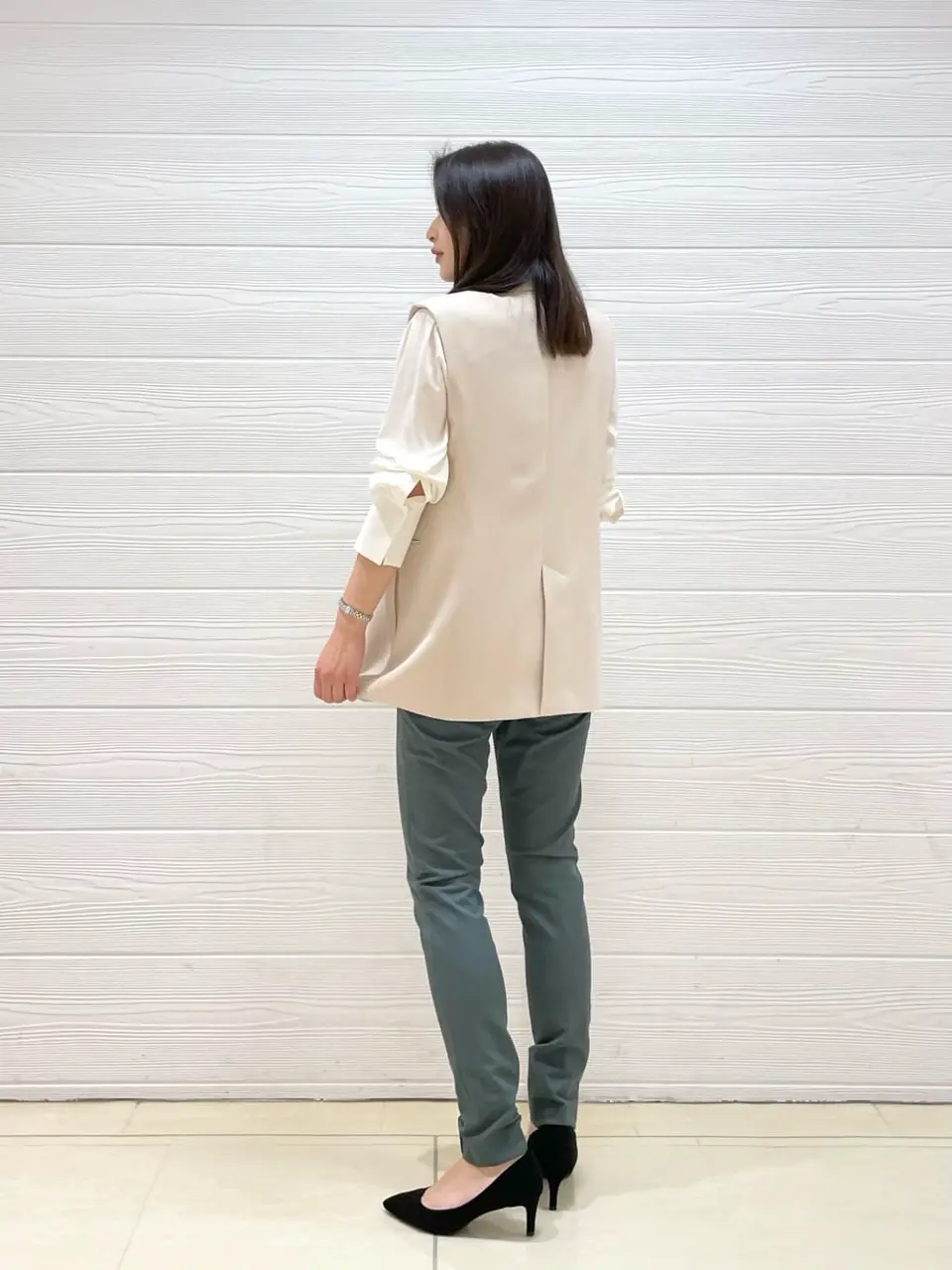 JOSEPH スタッフ コーディネート画像