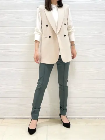 JOSEPH スタッフ コーディネート画像