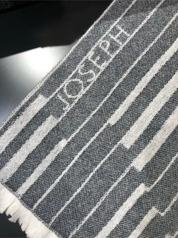 JOSEPH スタッフ コーディネート画像