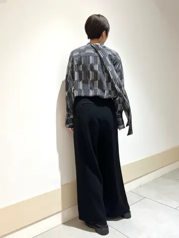 JOSEPH スタッフ コーディネート画像