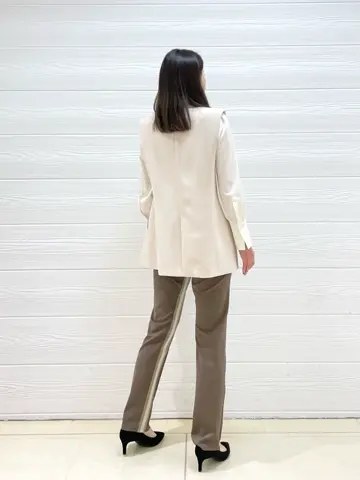 JOSEPH スタッフ コーディネート画像