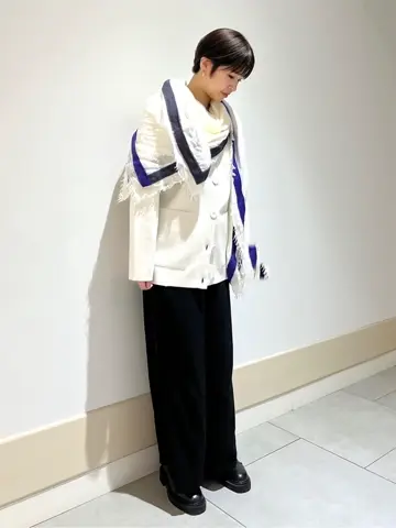 JOSEPH スタッフ コーディネート画像