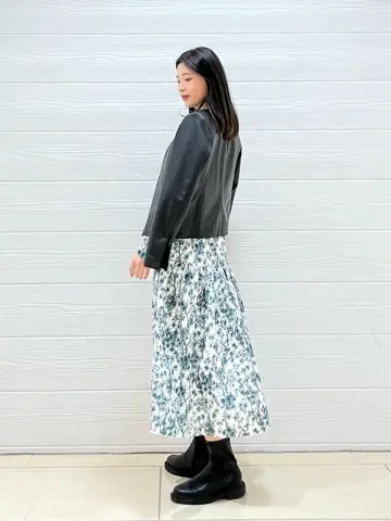 JOSEPH スタッフ コーディネート画像