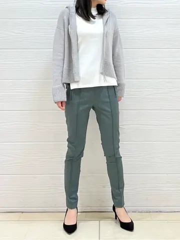 JOSEPH スタッフ コーディネート画像