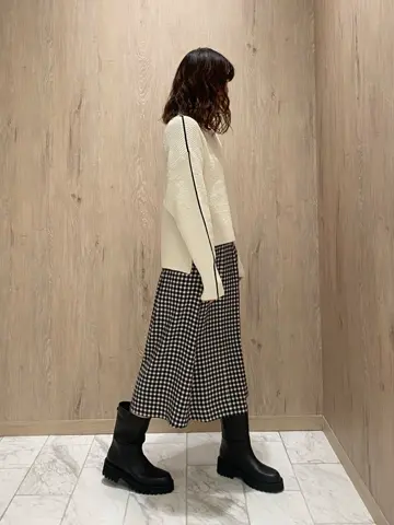 JOSEPH スタッフ コーディネート画像