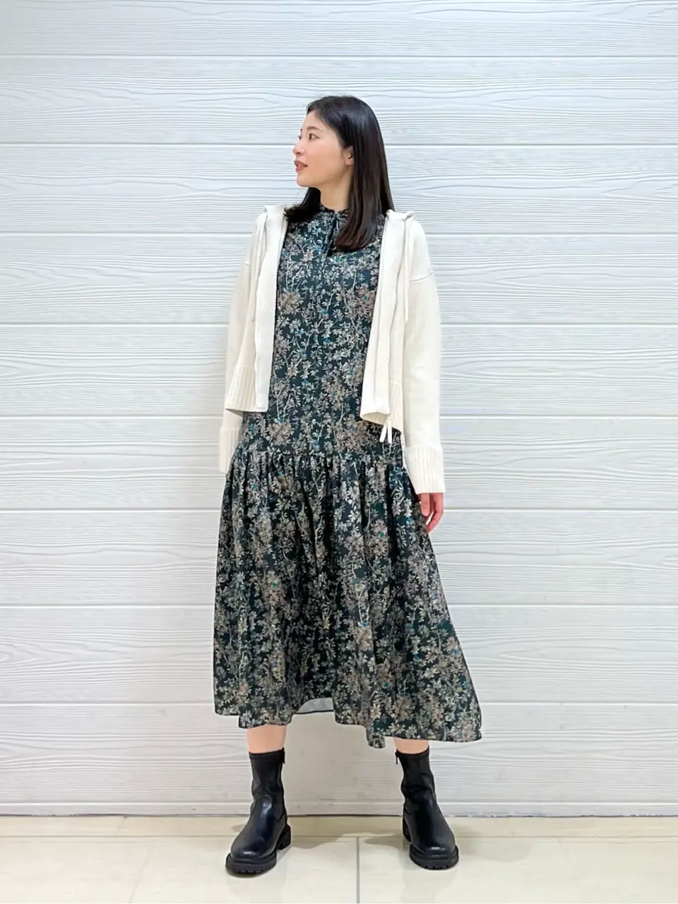 JOSEPH スタッフ コーディネート画像