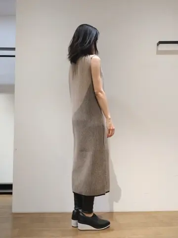 JOSEPH スタッフ コーディネート画像