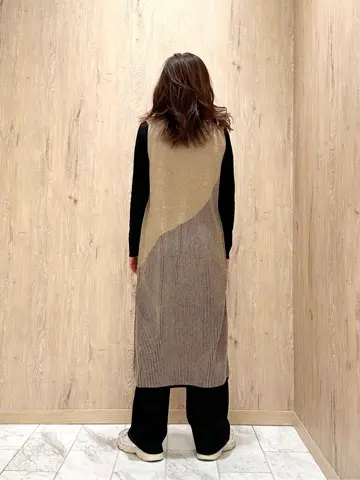 JOSEPH スタッフ コーディネート画像