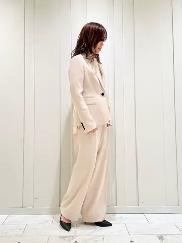 JOSEPH スタッフ コーディネート画像