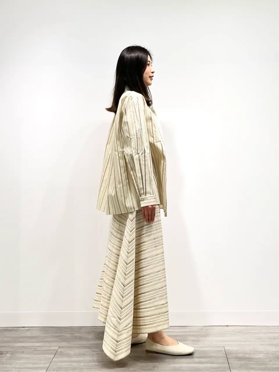 JOSEPH スタッフ コーディネート画像