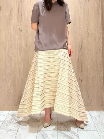 JOSEPH スタッフ コーディネート画像