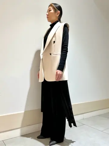 JOSEPH スタッフ コーディネート画像