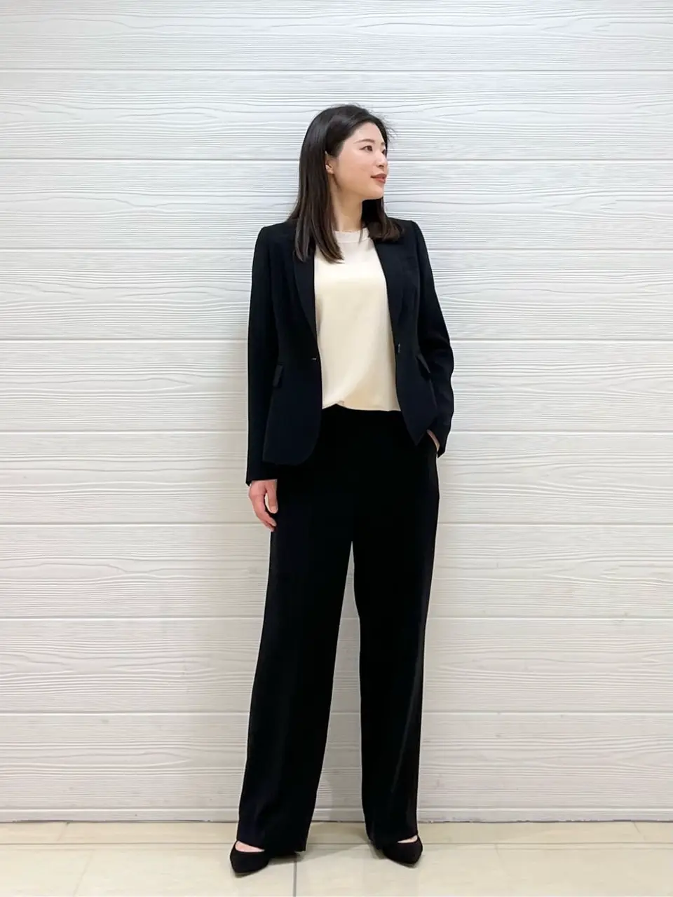 JOSEPH スタッフ コーディネート画像