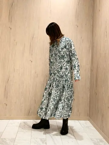 JOSEPH スタッフ コーディネート画像