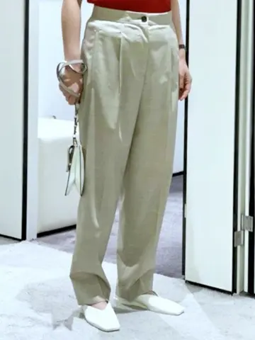 JOSEPH 森谷 コーディネート画像