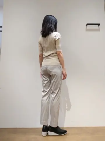 JOSEPH スタッフ コーディネート画像