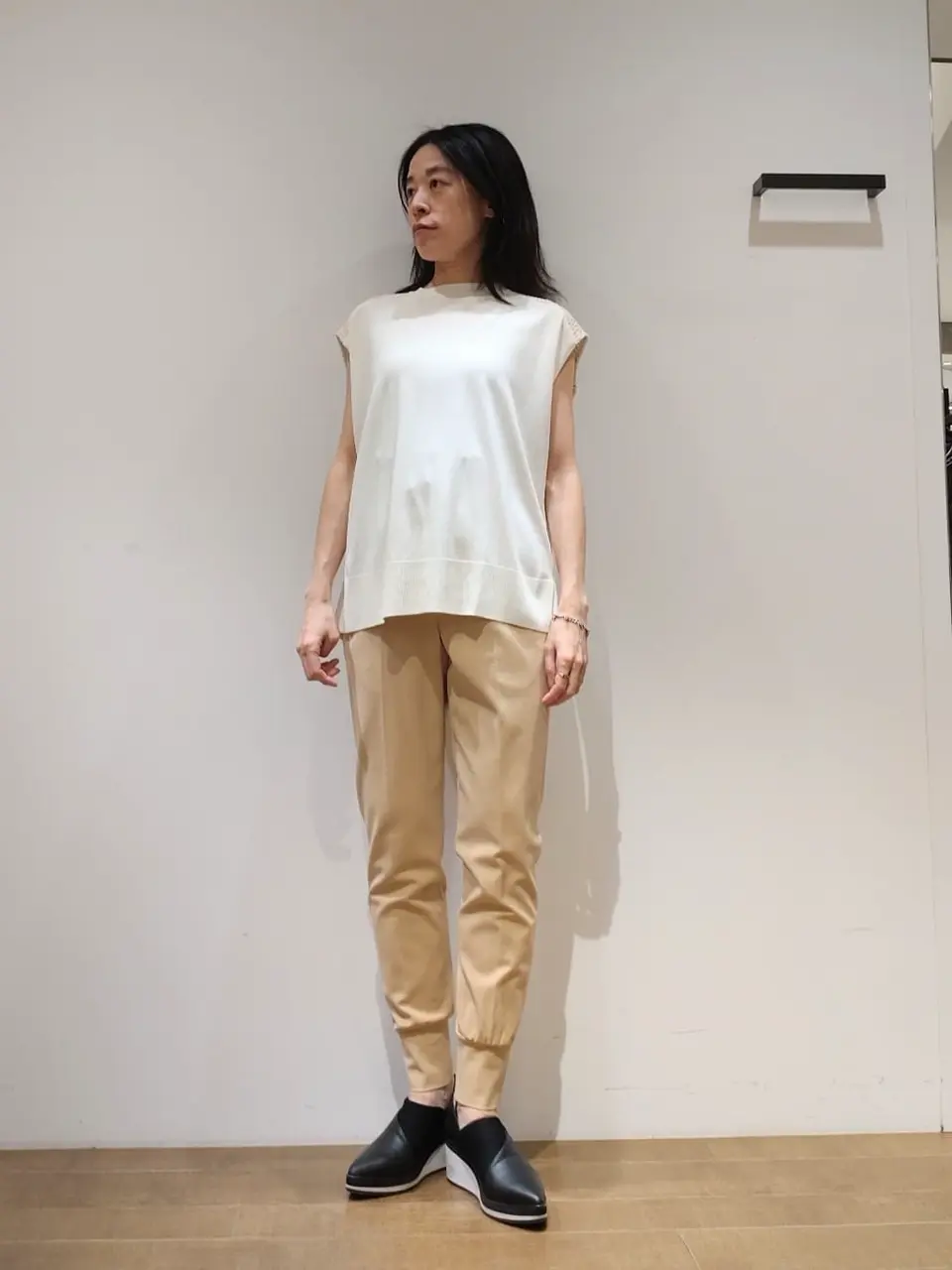 JOSEPH スタッフ コーディネート画像