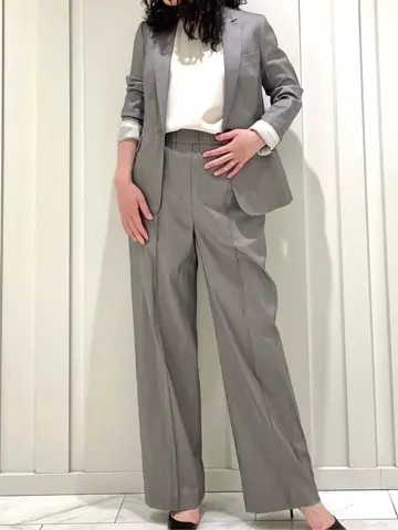 JOSEPH スタッフ コーディネート画像