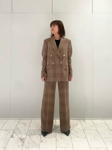 JOSEPH スタッフ コーディネート画像