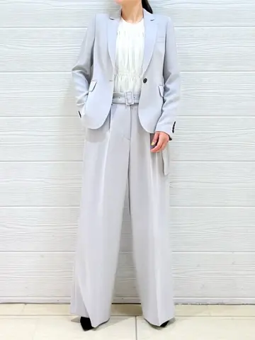 JOSEPH スタッフ コーディネート画像