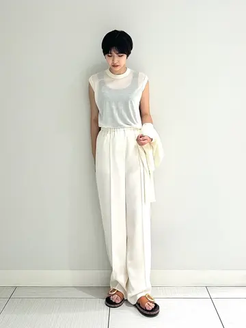 JOSEPH スタッフ コーディネート画像