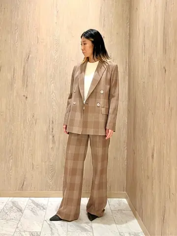 JOSEPH スタッフ コーディネート画像