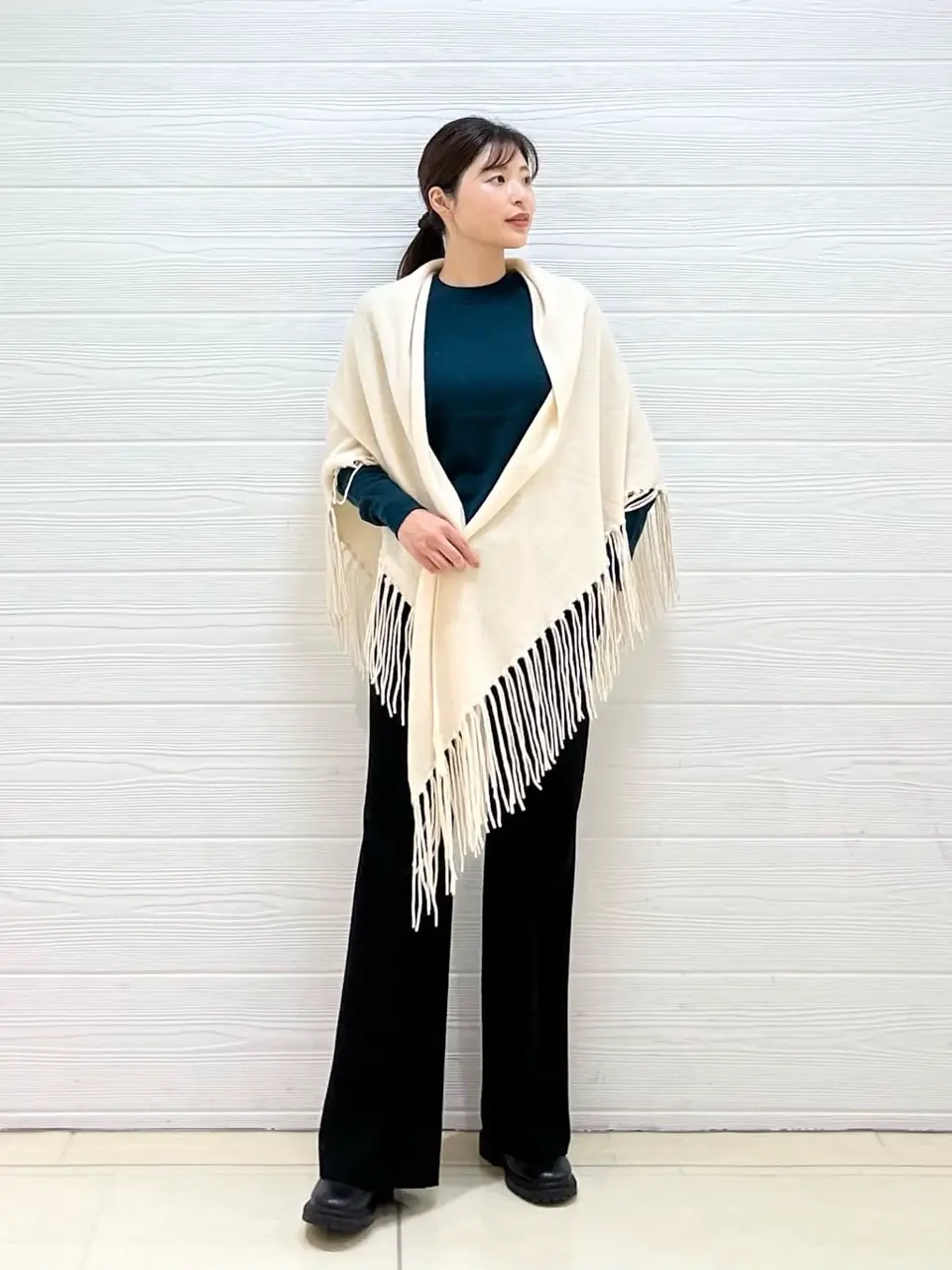 JOSEPH スタッフ コーディネート画像